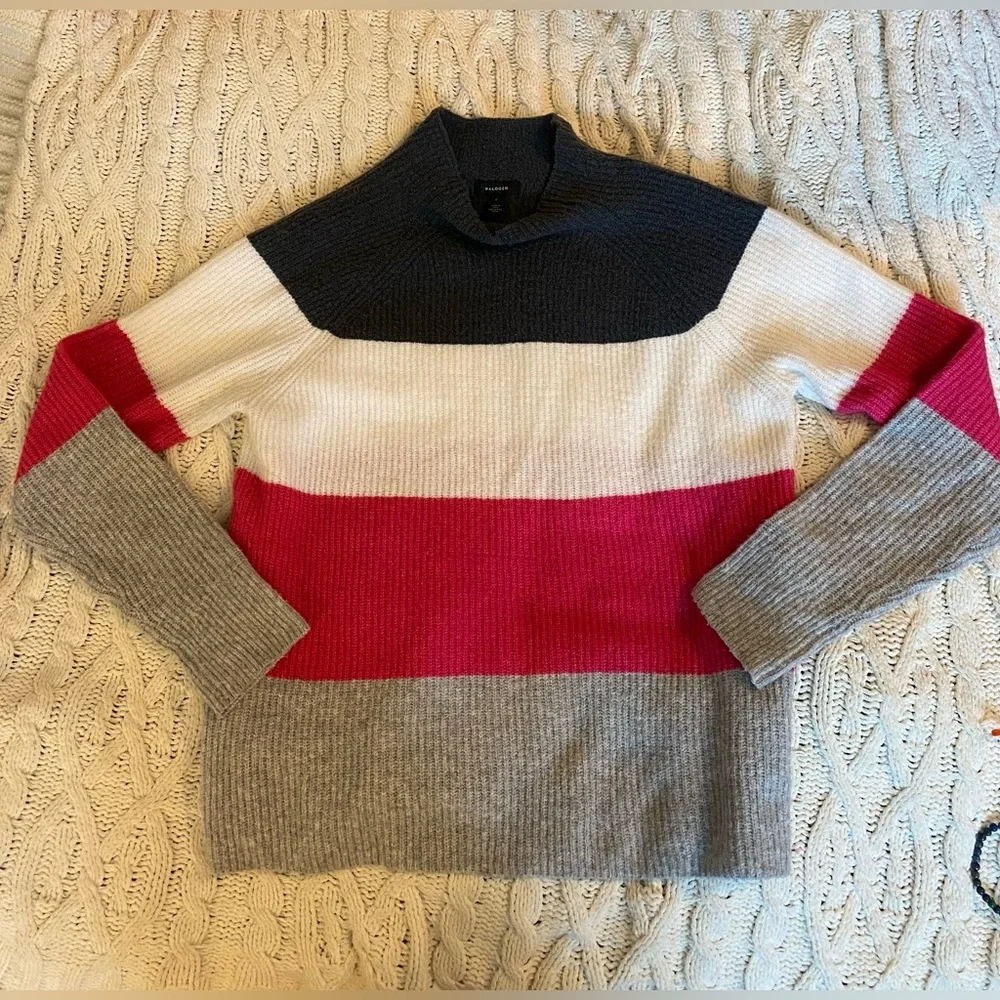 Halogen Sweater bundle - Picture 2 of 15